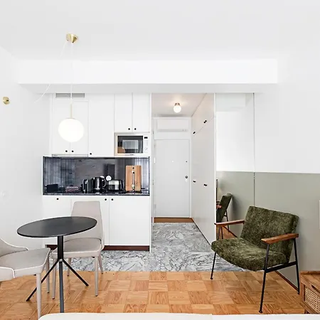 Ceuta By Lovelystay Apartament