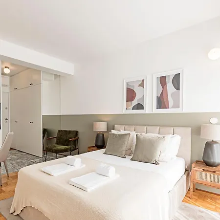 Ceuta By Lovelystay Apartament *