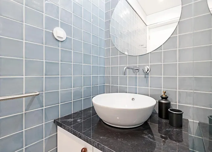 Ceuta By Lovelystay Apartamento *