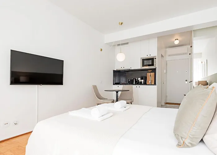 Ceuta By Lovelystay * Oporto