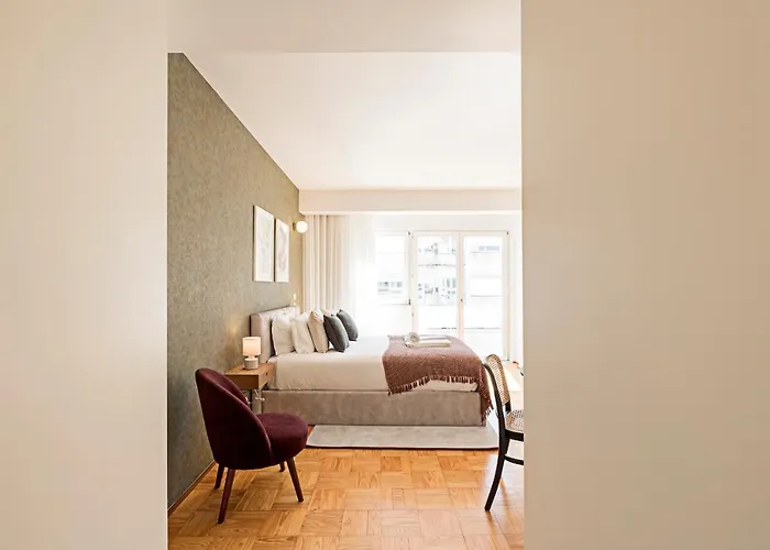 Ceuta By Lovelystay Apartamento *